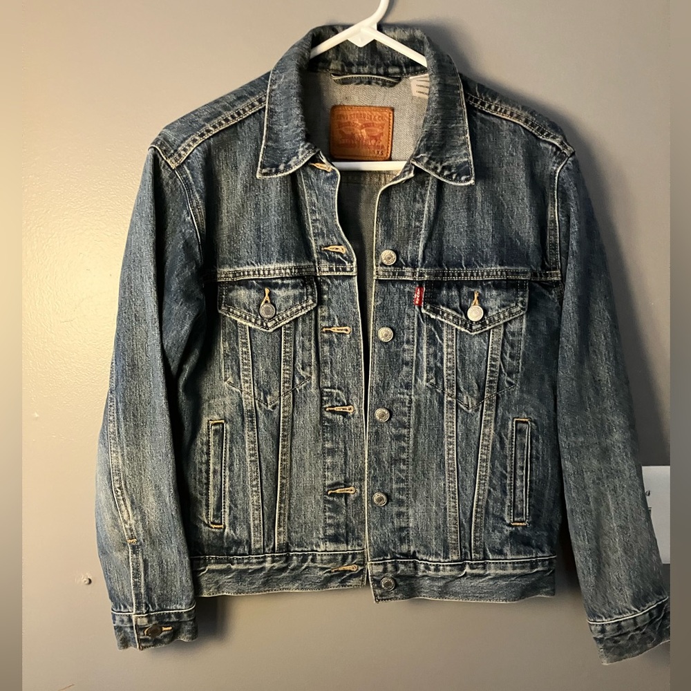 Levi's relaxed boyfriend xs Denim Jacket for Women fits big - Picture 4 of 13